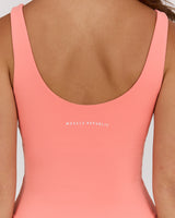 AIRE V NECK TOP - BISQUE