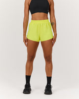 ENDURANCE RUN SHORTS 3" - GLOW