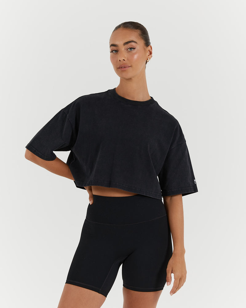 ESSENTIALS CROPPED TEE - FADED BLACK