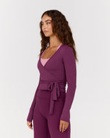 FLUID WRAP LONG SLEEVE TOP - BEET
