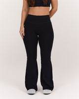 MOTION 360 POCKET PETITE FLARES - BLACK