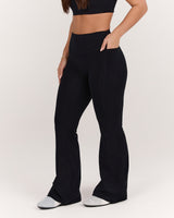 MOTION 360 POCKET PETITE FLARES - BLACK