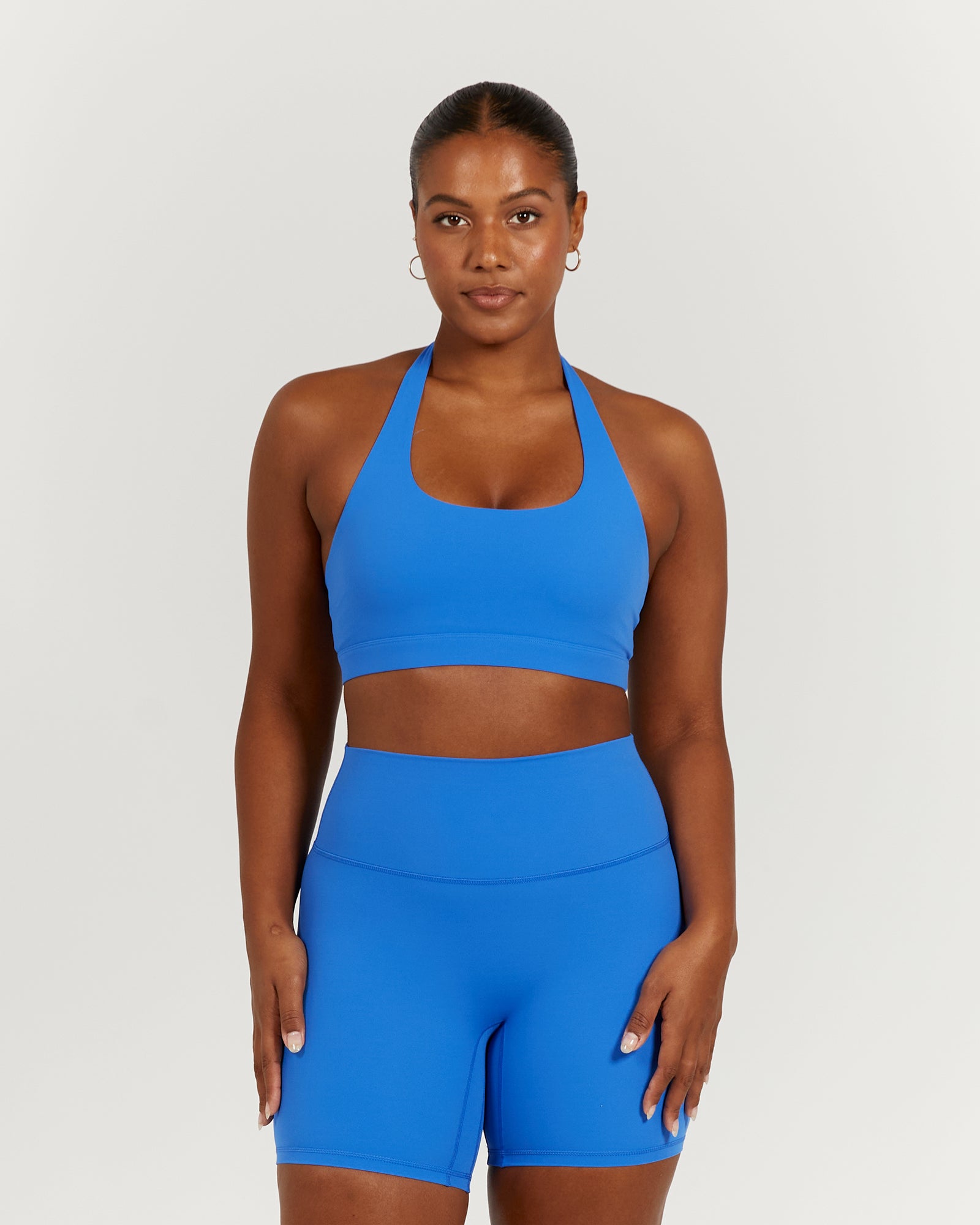 Gymshark V Neck Training Sports Bra - Blue Size S, Women's Fashion,  Activewear on Carousell