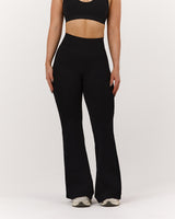 SEAMLESS INVISIBLE SCRUNCH FLARES - BLACK