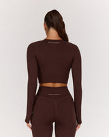 SEAMLESS LONG SLEEVE CROPPED TOP - CHESTNUT