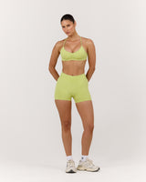 SEAMLESS STRAPPY BACK BRA - SOFT LIME