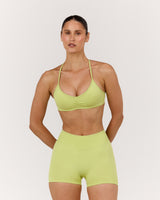 SEAMLESS STRAPPY BACK BRA - SOFT LIME