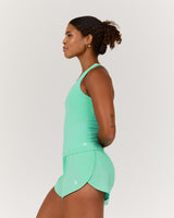 STRIDES TANK TOP - CYBER MINT