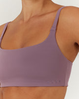 AIRE SCOOP BRA - PLUM