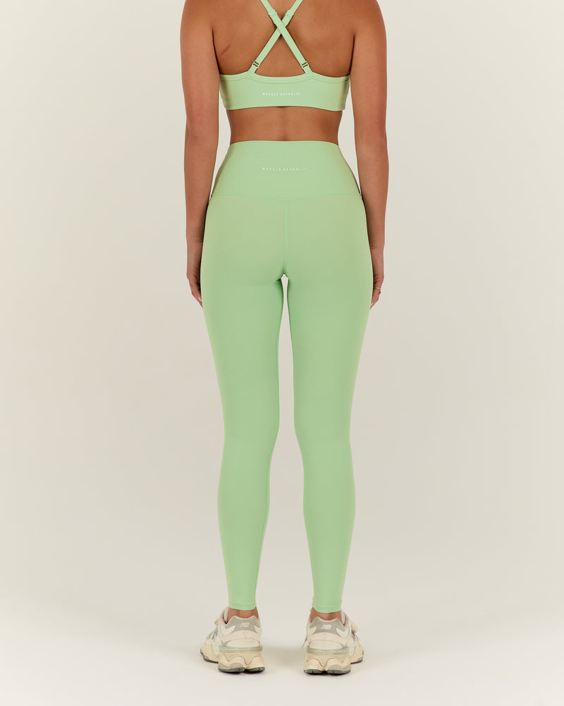 AIRE LEGGINGS 28" - MATCHA