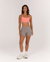 AIRE MID RISE SHORTS 6" - DOVE