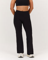 AIRE PETITE FLARED PANT - BLACK