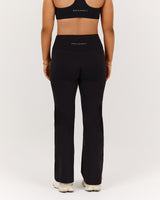 AIRE PETITE FLARED PANT - BLACK