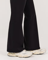 AIRE PETITE FLARED PANT - BLACK