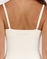 AIRE SCOOP TOP - VANILLA