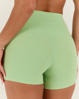 AIRE SHORTS 4" - MATCHA