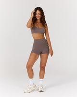 AIRE SHORTS 4" - PEPPERCORN