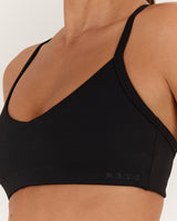 AIRE V NECK CROSS BACK BRA - BLACK
