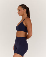 AIRE V NECK CROSS BACK BRA - INK