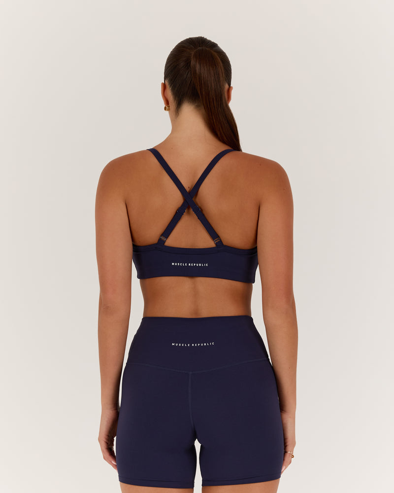 AIRE V NECK CROSS BACK BRA - INK