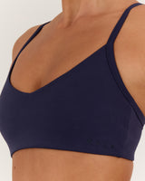 AIRE V NECK CROSS BACK BRA - INK