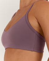 AIRE V NECK CROSS BACK BRA - PLUM