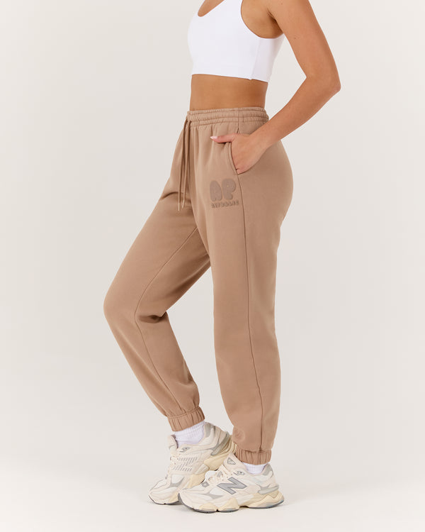 AP OVERSIZED TRACKIES - LATTE