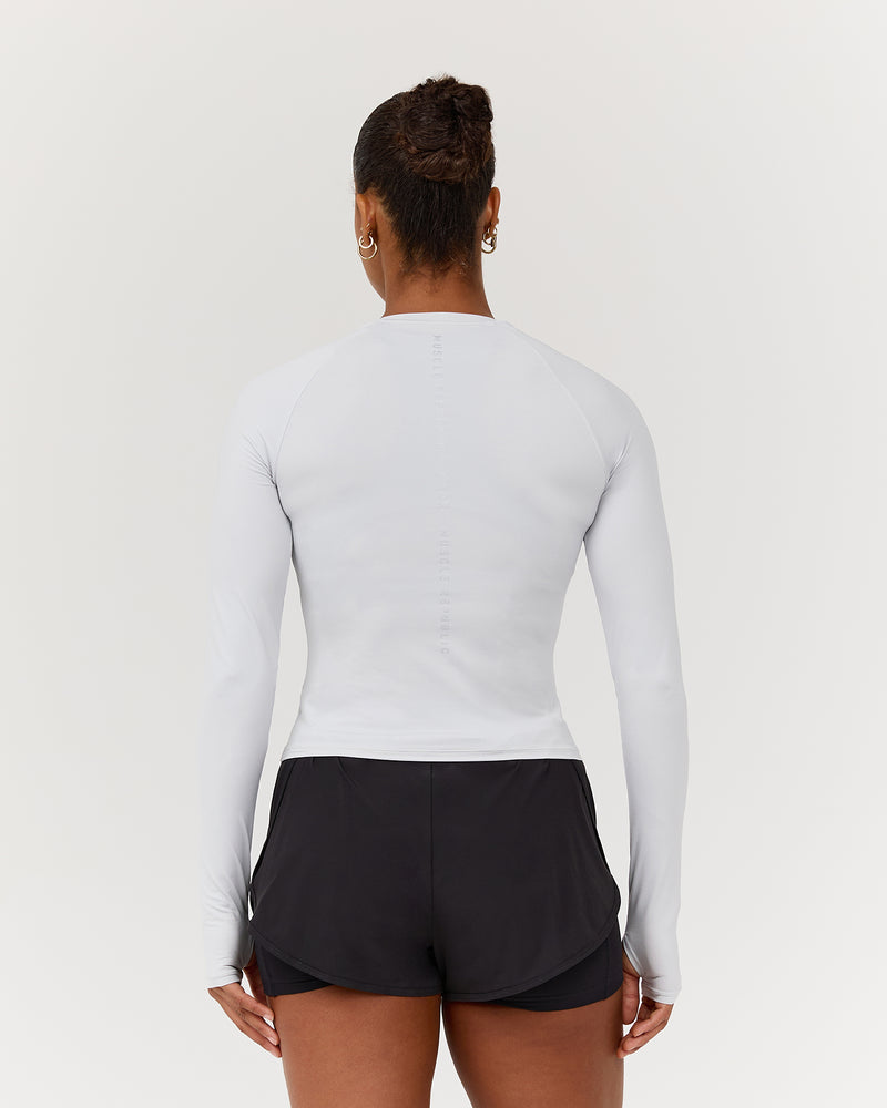 ASPIRE LONG SLEEVE RUNNING TOP - GLACIER – MUSCLE REPUBLIC