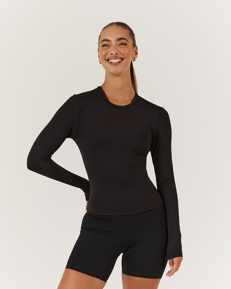 ATHLEISURE LONG SLEEVE TOP - BLACK