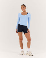 ATHLEISURE V LONG SLEEVE TOP - AURA