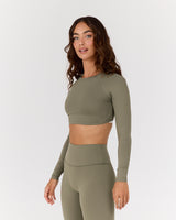 ATHLEISURE TWIST BACK LONG SLEEVE TOP - OLIVE SMOKE