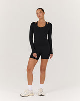 ATHLEISURE V LONG SLEEVE TOP - BLACK