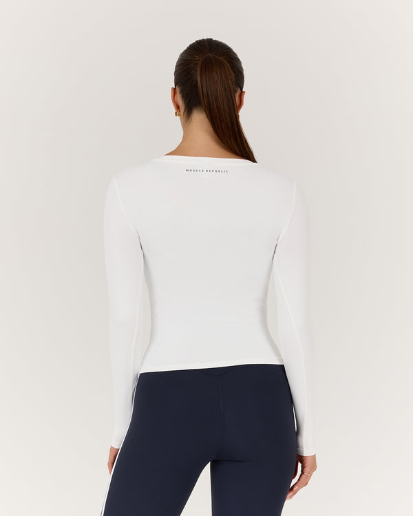 ATHLEISURE V LONG SLEEVE TOP - OFF WHITE