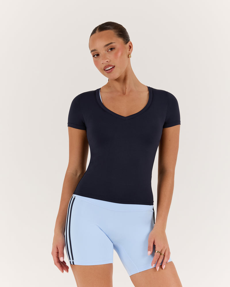 ATHLEISURE V TOP - DEEP NAVY