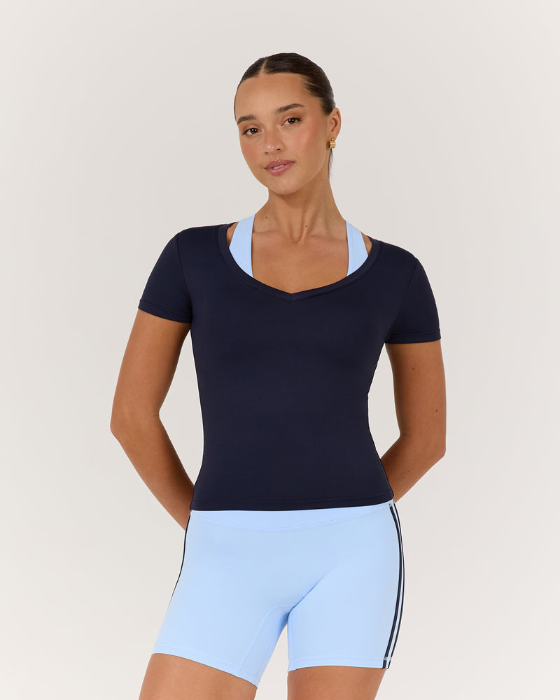 ATHLEISURE V TOP - DEEP NAVY
