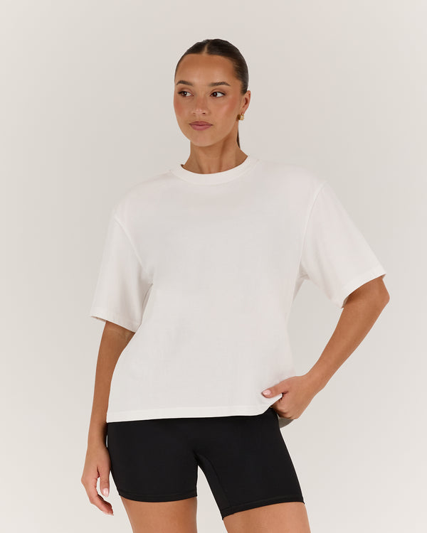 BOXY TEE - OFF WHITE