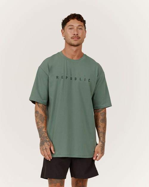 CLASSIC TONAL TEE V2 - TARRAGON