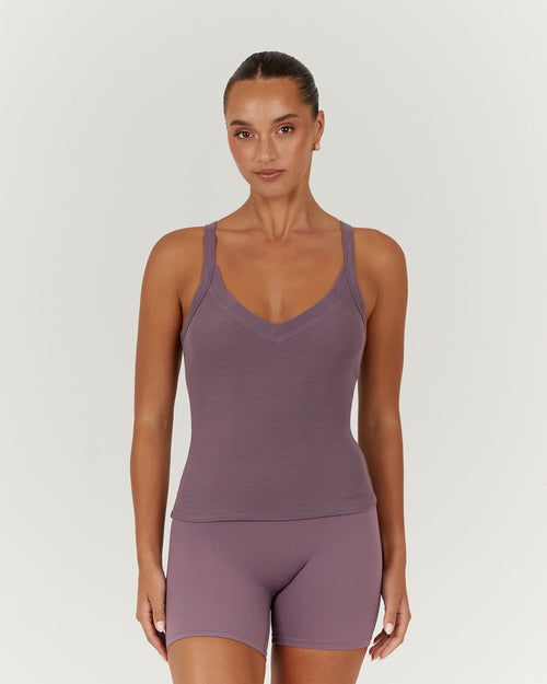 DEFINITION RIBBED TANK TOP - PLUM