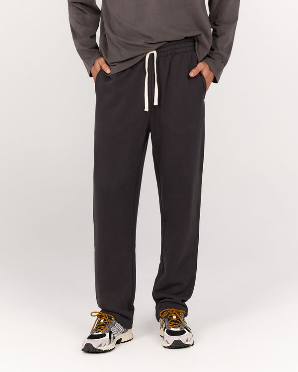 MENS FLEECE STRAIGHT LEG SWEATPANT - CARBON ELEVATION – MUSCLE