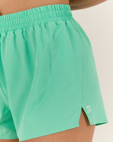 ENDURANCE RUN SHORT - PEPPERMINT