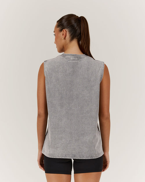 ESSENTIALS TANK - FADED GREY