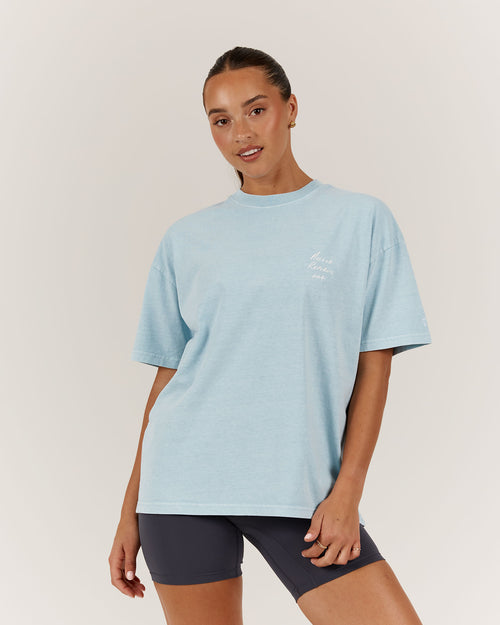 ESSENTIALS TOUR TEE - FADED BLUE