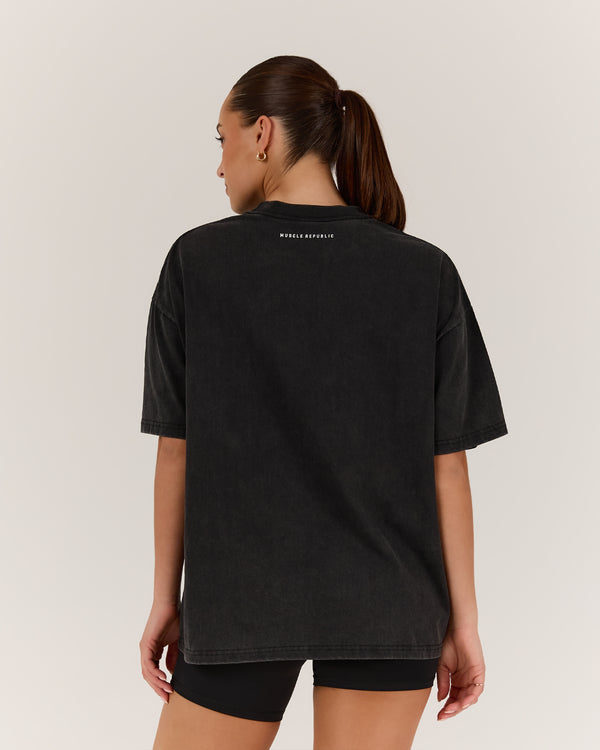 ESSENTIALS LEOPARD TEE - FADED BLACK