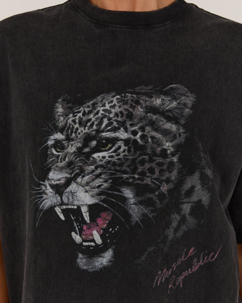 ESSENTIALS LEOPARD TEE - FADED BLACK