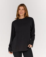ESSENTIALS LONG SLEEVE TEE - BLACK