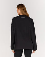 ESSENTIALS LONG SLEEVE TEE - BLACK