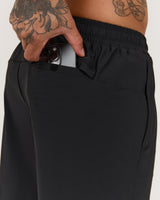 EVOLVE II SHORTS 7.5" - BLACK