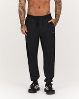 EVOLVE II TAPERED LEG PANTS - BLACK