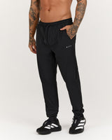 EVOLVE II TAPERED LEG PANTS - BLACK