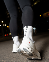WOMENS PERFORMANCE SOCKS - WHITE BLACK